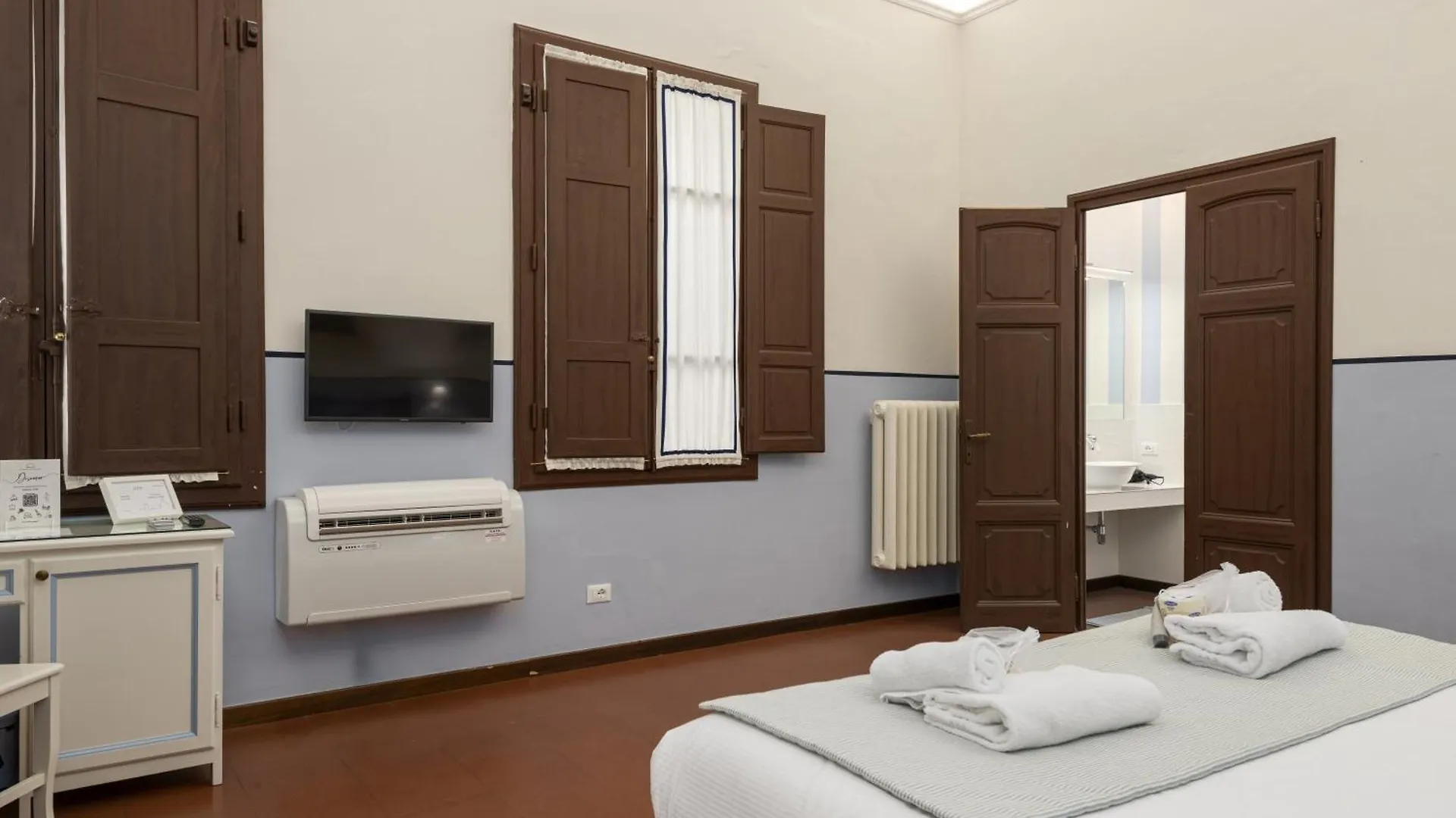 Affittacamere Hotel Unyca - Domus22 - Santa Croce Firenze